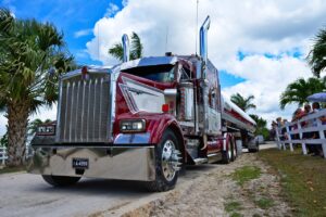 Things to Look for in Buying a Used Big Rig