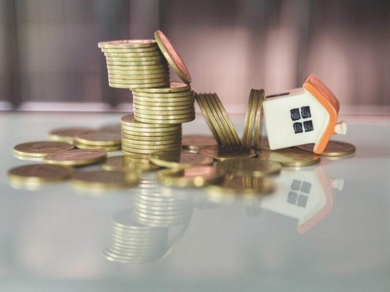 HDFC Personal Loan: How to apply online, interest rate, fee, eligibility