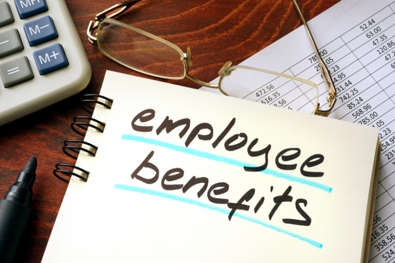 5 Great Employee Benefit Examples That Help Attract New Professionals