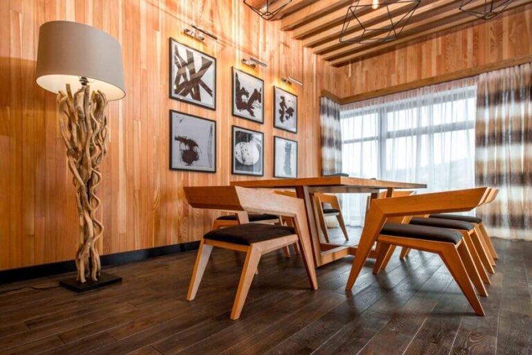 What Color Hardwood Floors Are In Style In 2021?